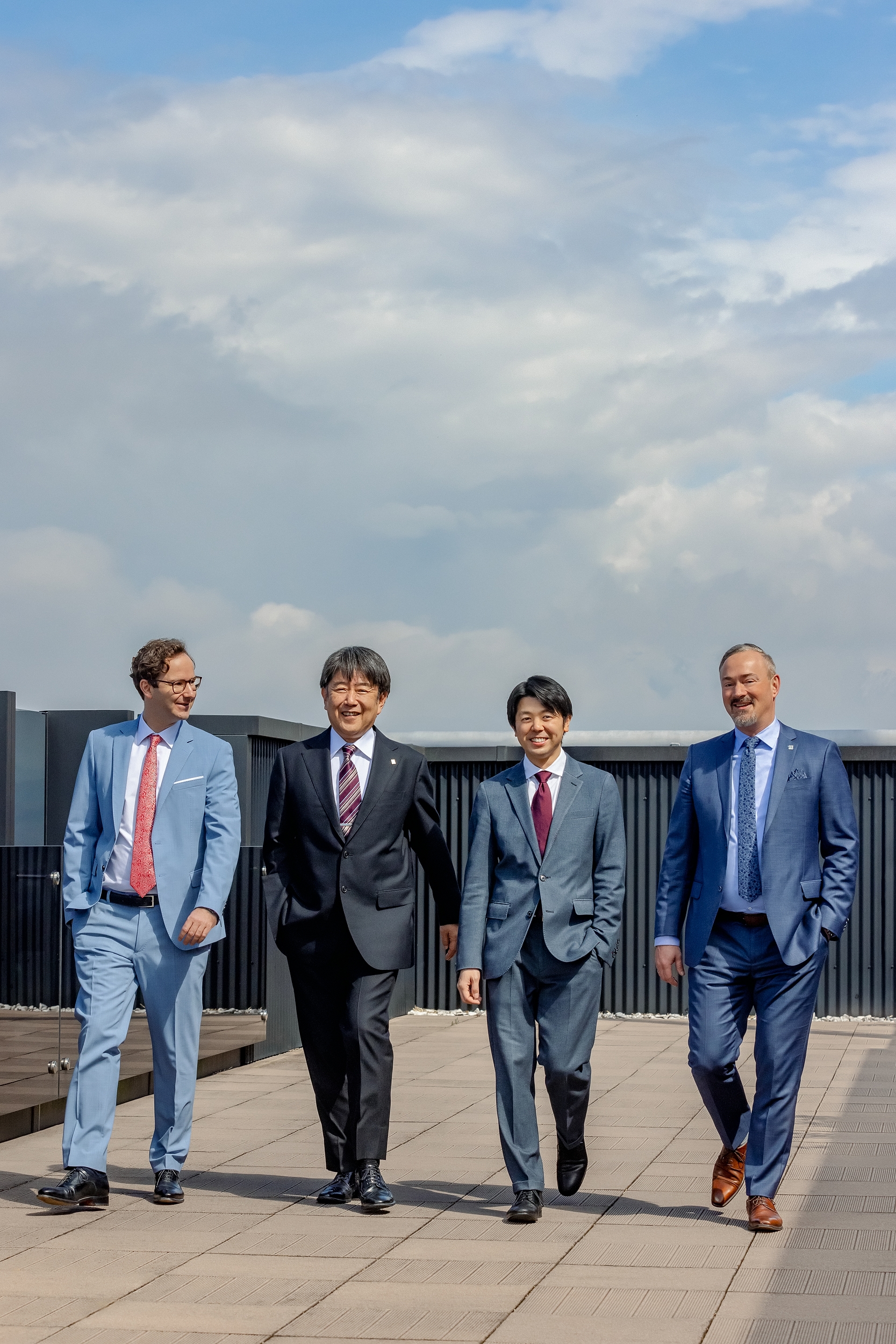 Helios_Board-Management-Walk